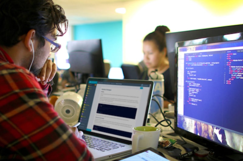 Top 5 reasons to learn Python