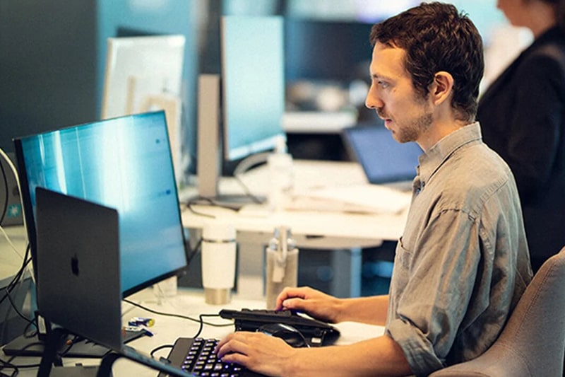 Reasons to pursue a MERN stack developer career