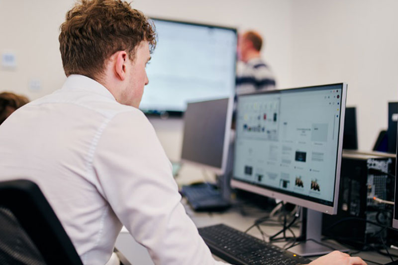 Who can enrol in this Data Science Training