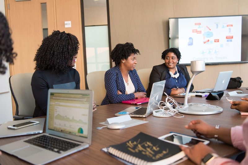 Why can you choose SynergisticIT for Machine Learning Training