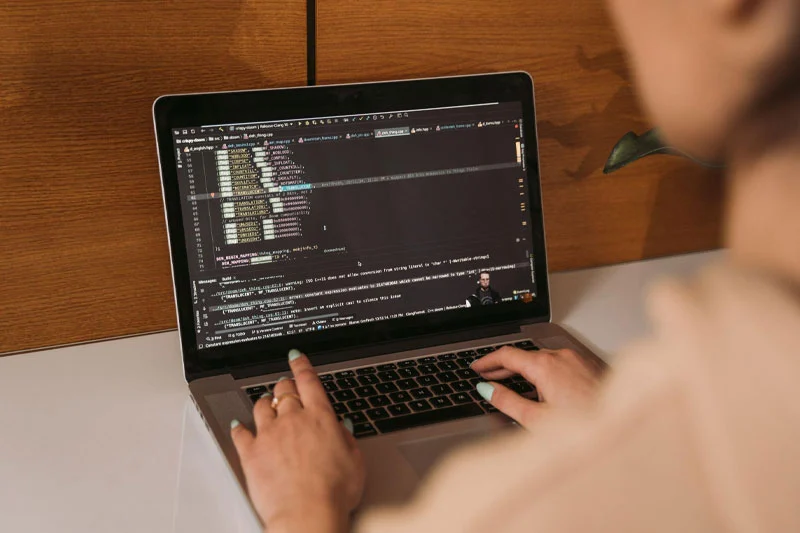 How learning Python from SynergisticIT is beneficial