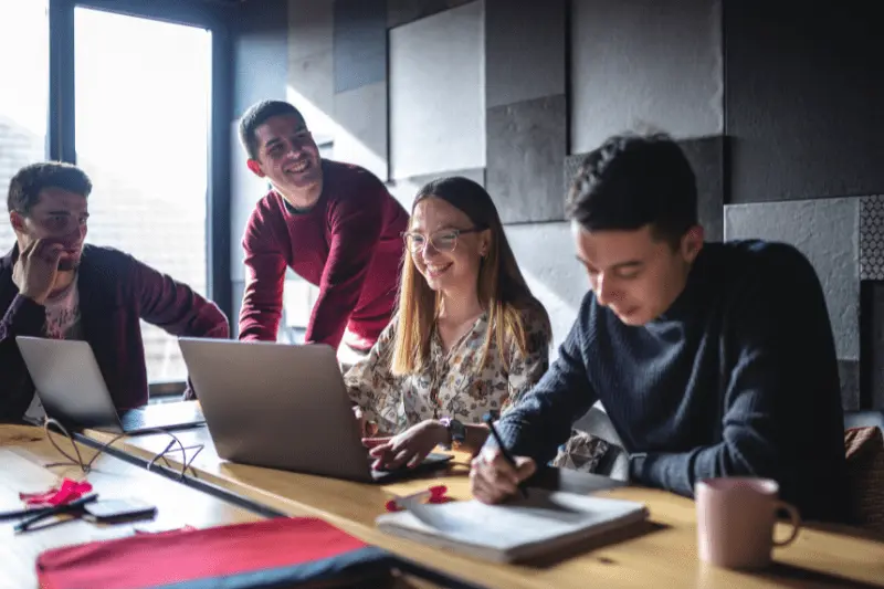 Benefits of Learning MERN Stack from SynergisticIT