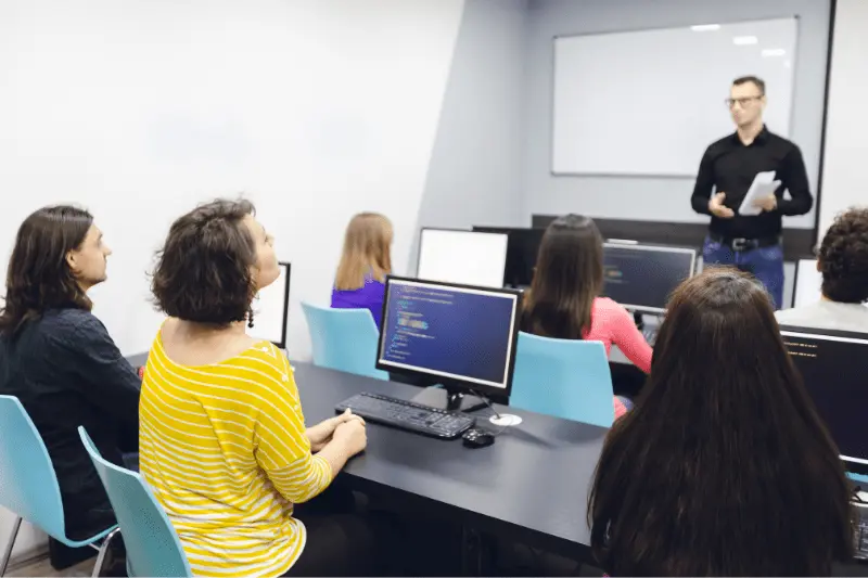 Benefits of Enrolling In MERN Stack Training at SynergisticIT