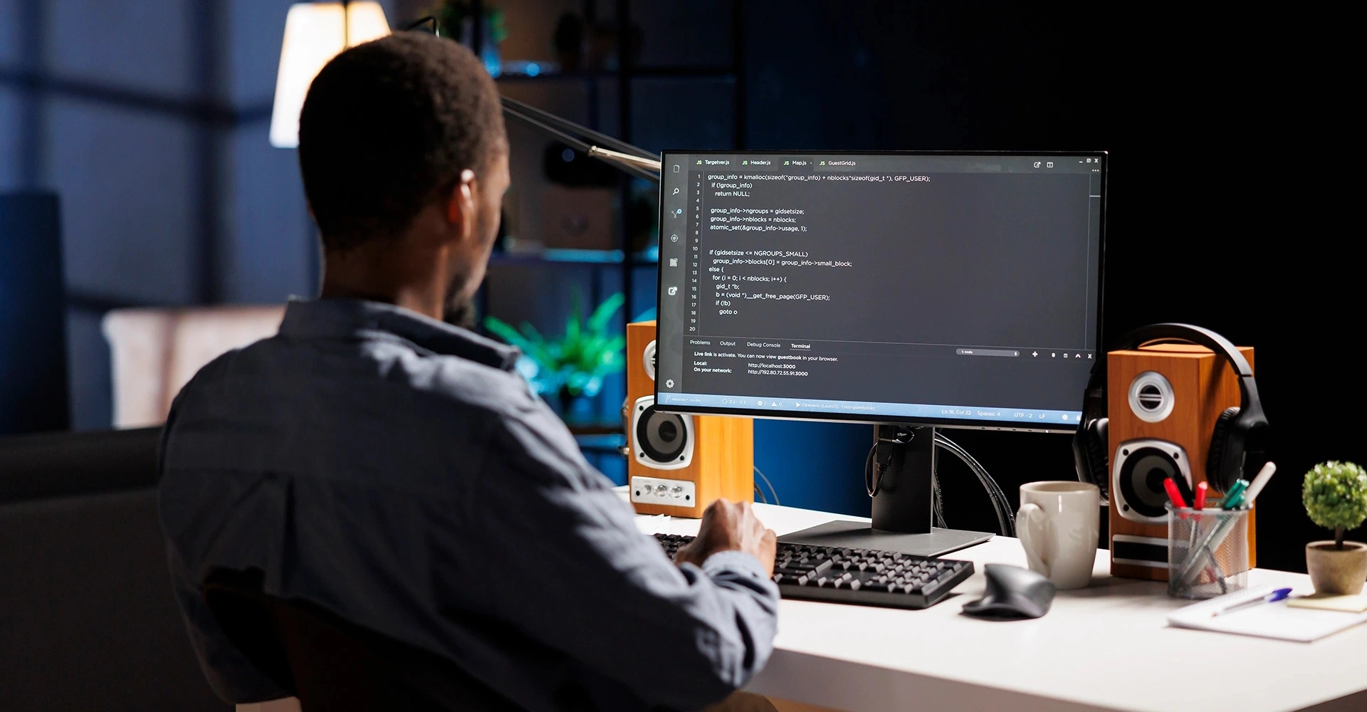 Backend vs. Full Stack Development: Which one to choose to get hired